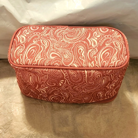 Estee Lauder Cosmetics Case Pink 5.5" X 9" X 4 NWOT - Picture 5 of 8